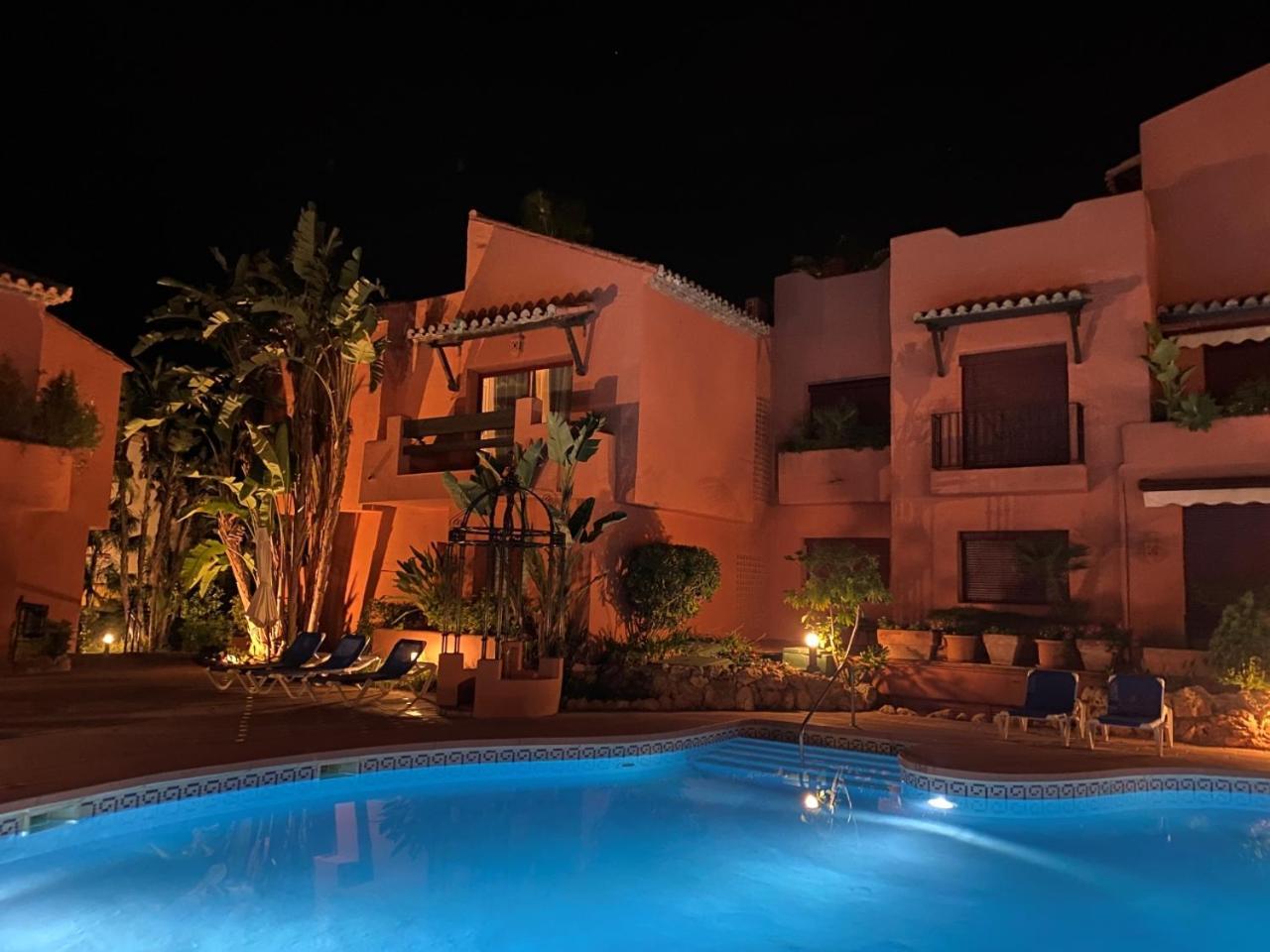Elviria Paradiso Apartment มาร์เบยา ภายนอก รูปภาพ